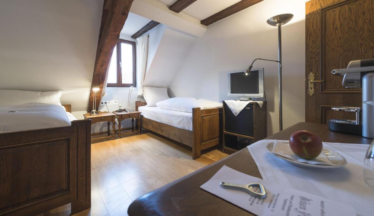 Hotel Ochsen Post Tiefenbronn Exterior foto